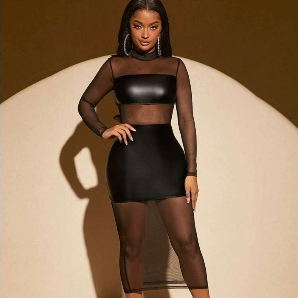 Sexy dress with see through stomach